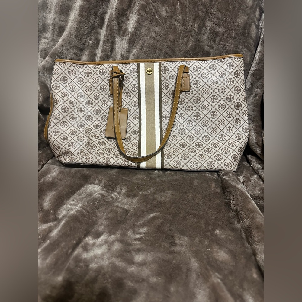 Tory Burch T monogram tiramisu Tote Bag